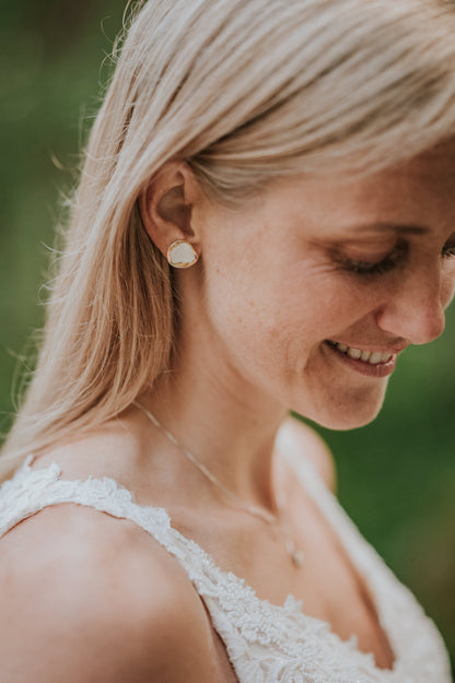 FROST - øredobber hvit