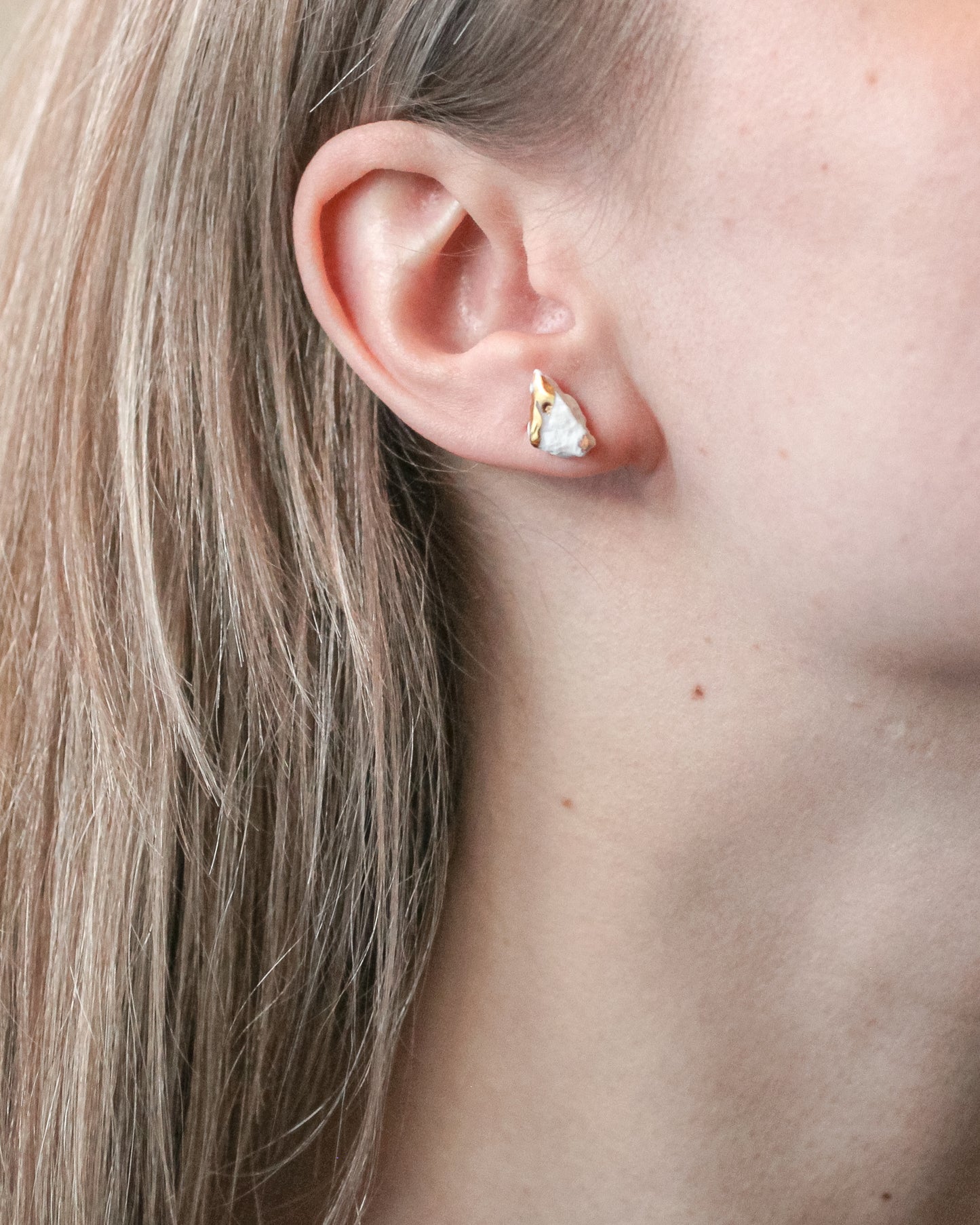 SKJÆR - øredobber hvit